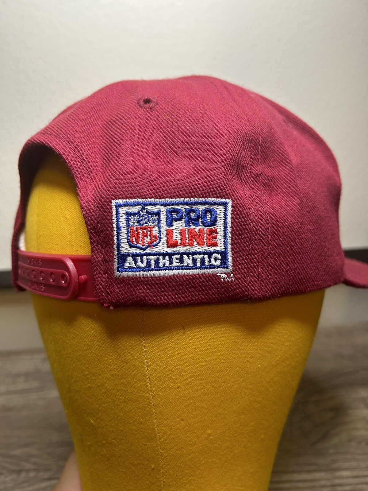 NWT Vintage San Francisco 49ers Burgundy SnapBack Hat Sports