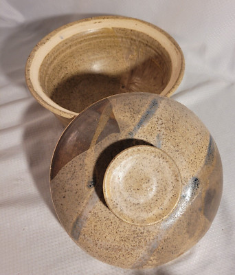 Lelo Hand Thrown Studio Pottery Covered Casserole Dish  Brown Glazed Signed