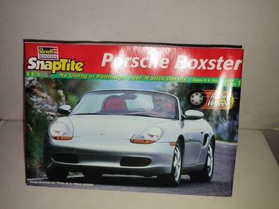 REVELL/MONOGRAM SNAPTITE MODEL - 1/25 - PORSCHE BOXSTER - COMPLETE