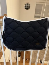 Equestrian Stockholm Jump Saddle Pad Midnight White Horse Gently Used