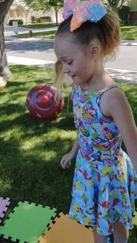 Candyland Twirl Dress Size 6-8 Candyland Birthday - Picture 5 of 8