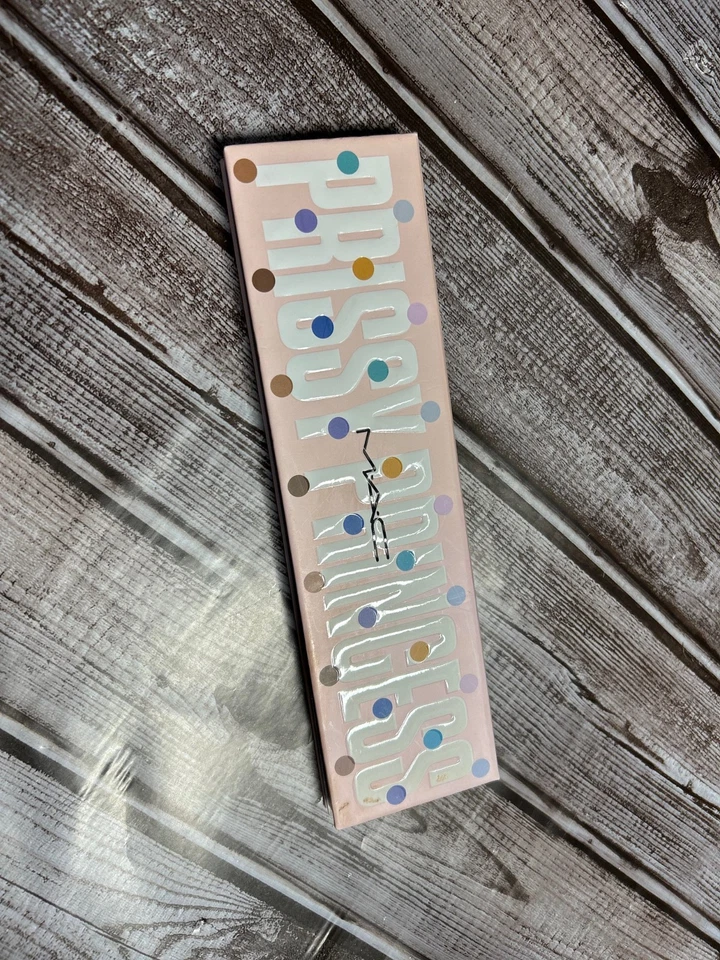 MAC Prissy Princess Palette Eyeshadow Limited Edition Discontinued - Image 2 of 2