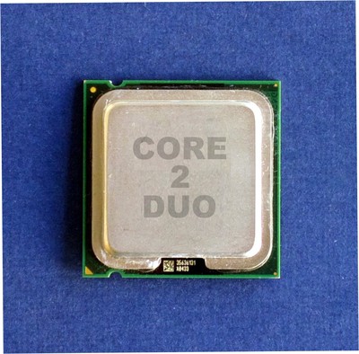 Intel Core 2 Duo E8400 SLAPL (6M Cache, 3,0 GHz, 1333 MHz FSB) CPU, geprüft
