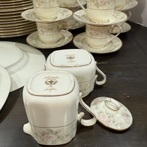 Servizio Noritake Willowbrook per TEN Bone China rosa blu verde floreale ~ bellissimo - Foto 5 di 6