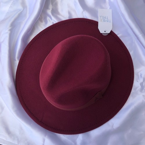 Tru Women's Red/Burgundy Fedora Hat 