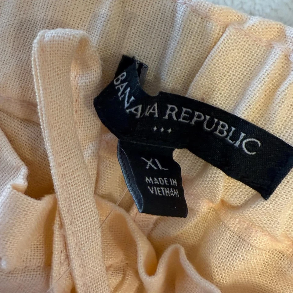 Bermuda Banana Republic Factory mistura de linho pêssego tamanho XL - Imagem 4 de 4