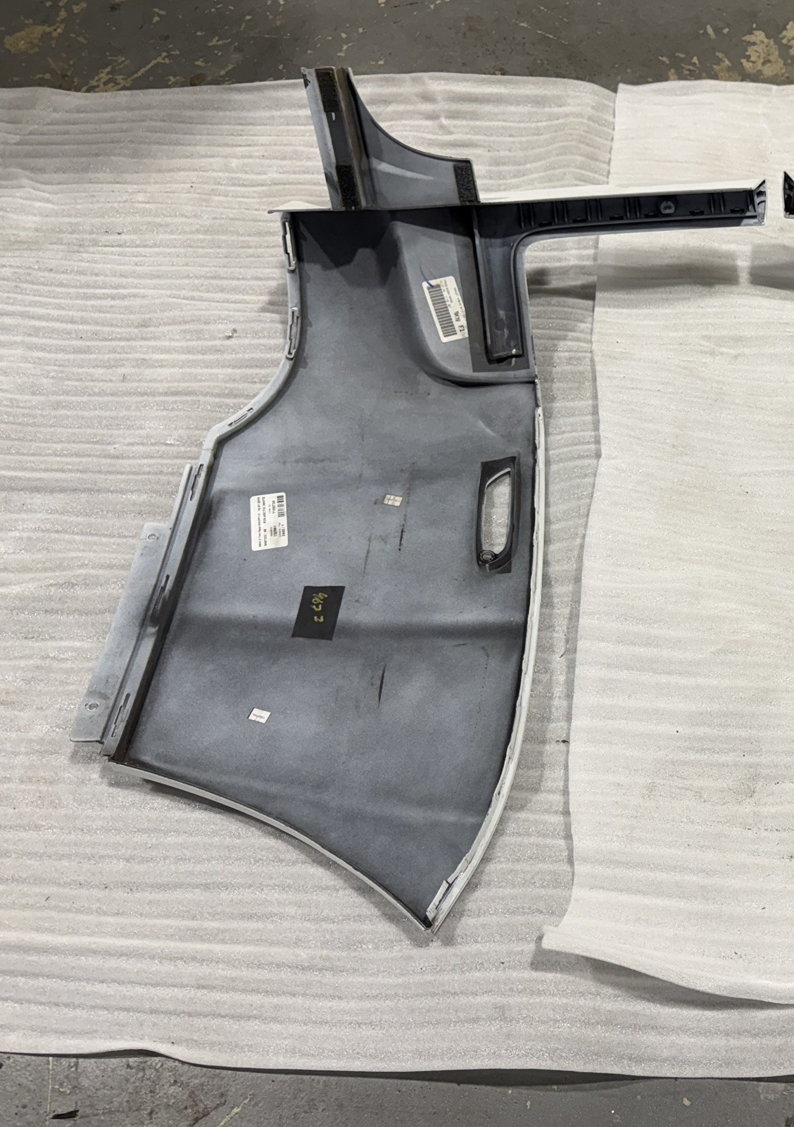 ROLLS ROYCE CULLINAN REAR LEFT DRIVER BUMPER COVER END PANEL OEM