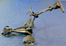 Motocaddy M5 GPS Electric Golf Trolley Cart 25 - 12 month old / little use (33)