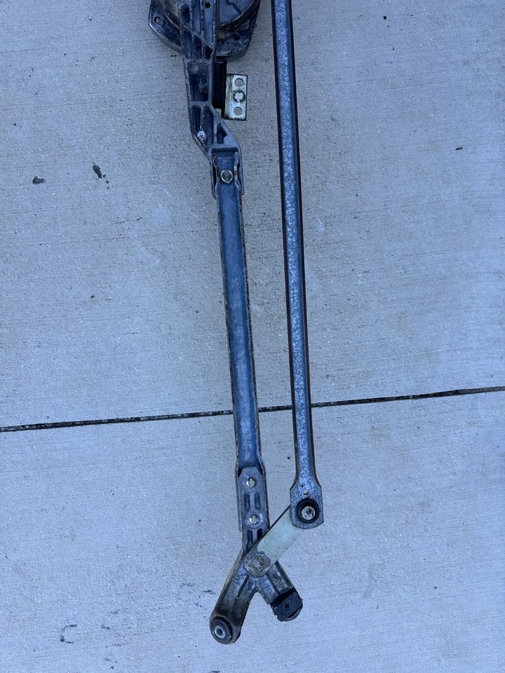 1998 MERCEDES-BENZ S320 W140 LIGAÇÃO DO LIMPADOR DE PARA-BRISA DIANTEIRO COM MOTOR FABRICANTE DE EQUIPAMENTO ORIGINAL - Imagem 4 de 4