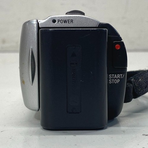 Sony Handycam DCR-SX20 Camcorder (For Parts or Repair) - Picture 5 of 7
