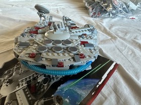 LEGO Star Wars: Midi-Scale Millennium Falcon (7778)