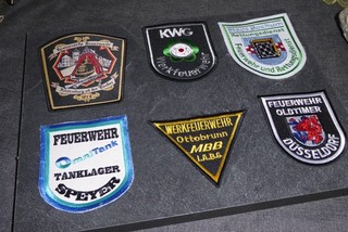 Spezielles Konvolut seltener Feuerwehr Patches Ärmelabzeichen