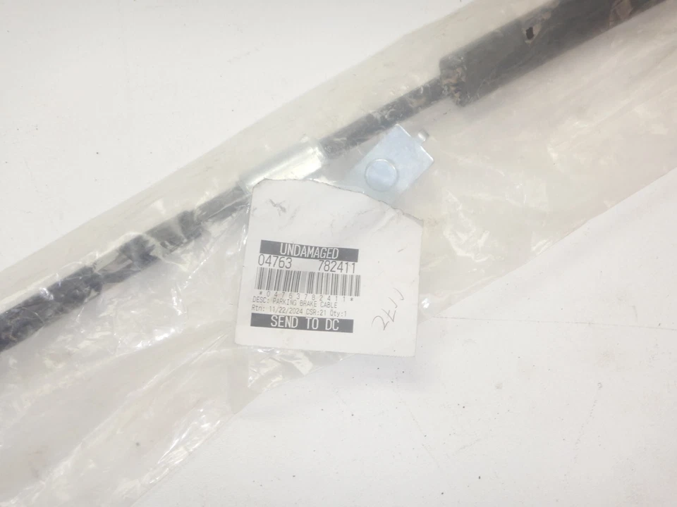 Кабель заднего стояночного тормоза Crown для Jeep Wrangler TJ 97-06 43 1/8 дюйма 52008362 - Изображение 4 из 4