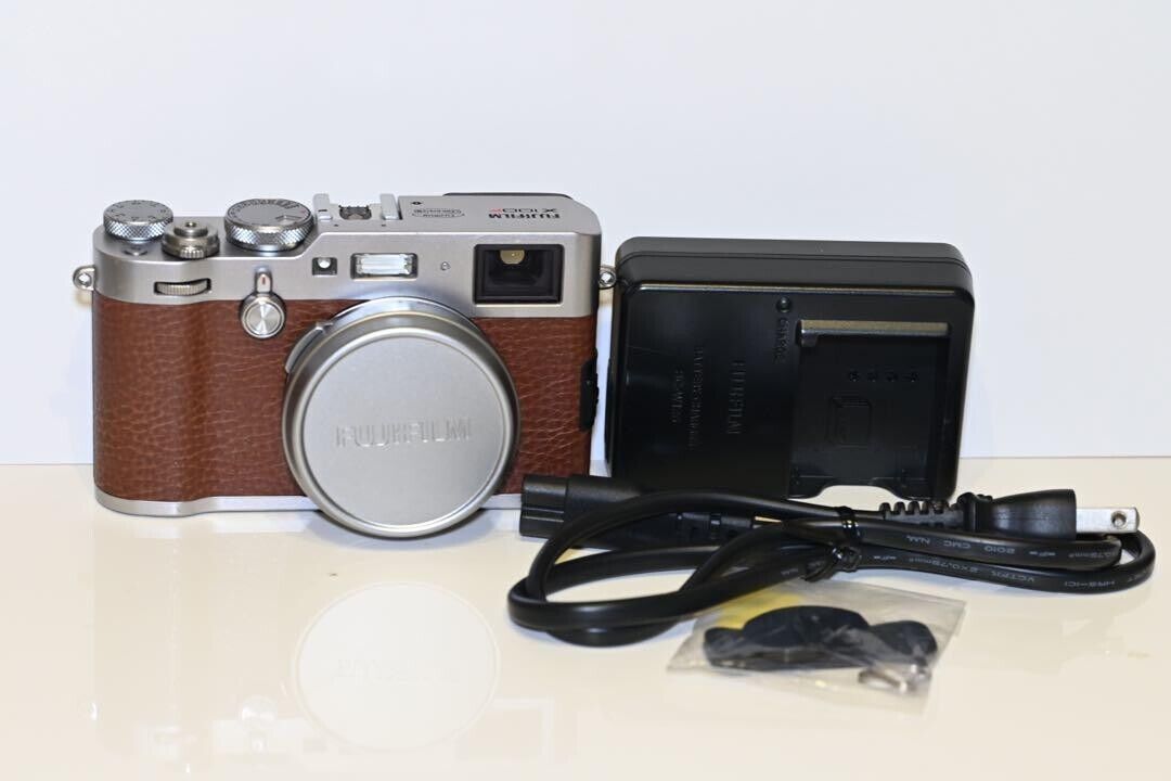 Fujifilm X100F Digital Mirrorless Camera Limited Edition Fujifilm X100F Digital Mirrorless Camera Limited Edition