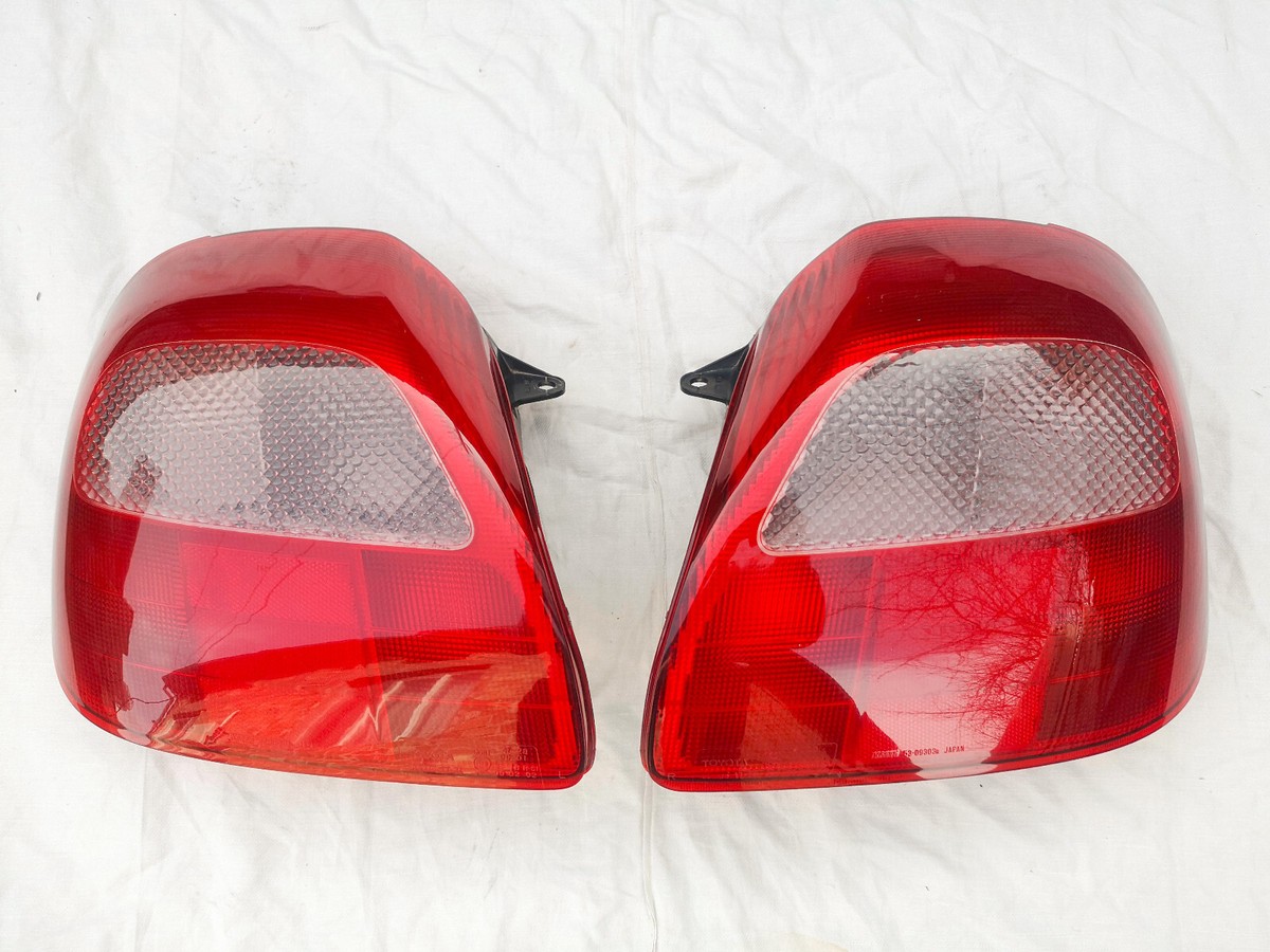 Toyota MR2 Spyder MR-S JDM Taillights Tail Lights Lamps Set OEM