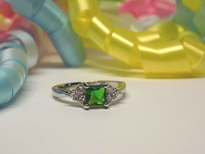 Dainty Square Cut Green Sparkling CZ 925 Silver Ring (Size 10 