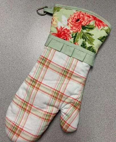 Laura Ashley Oven Mitts and Potholders