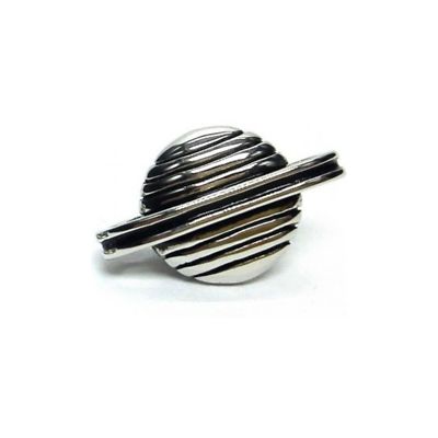 Planet Saturn 3D Silber Metall Anstecknadel Abzeichen Brosche Weltraum Sci Fi Geek Geeky Ast