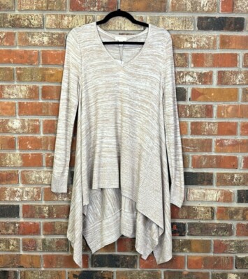 Cupio Tan Oatmeal Long Sleeve V Neck Hi Lo Blouse Top Small NWT