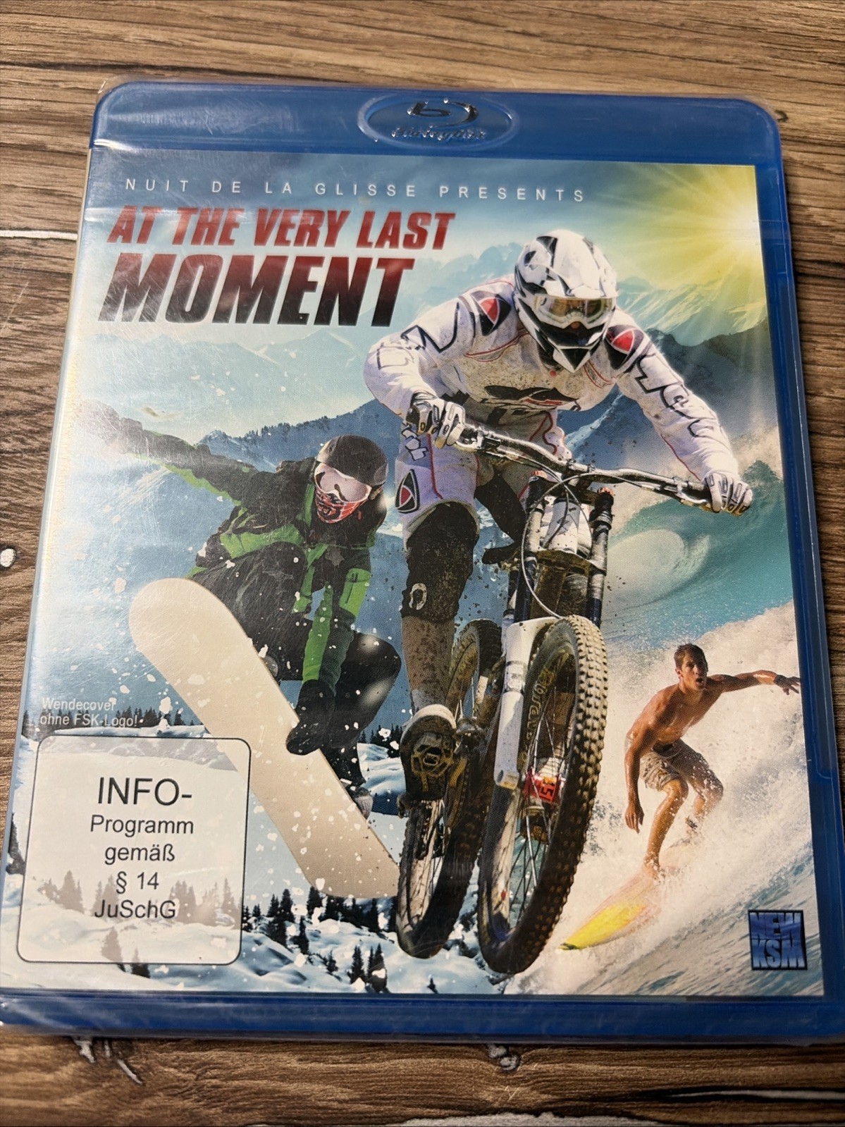 At the Very Last Moment (Blu-ray) - Bild 2