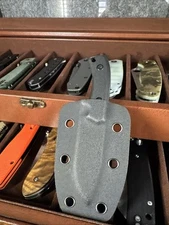 Fixed Blade Hunting Knife with Sheath