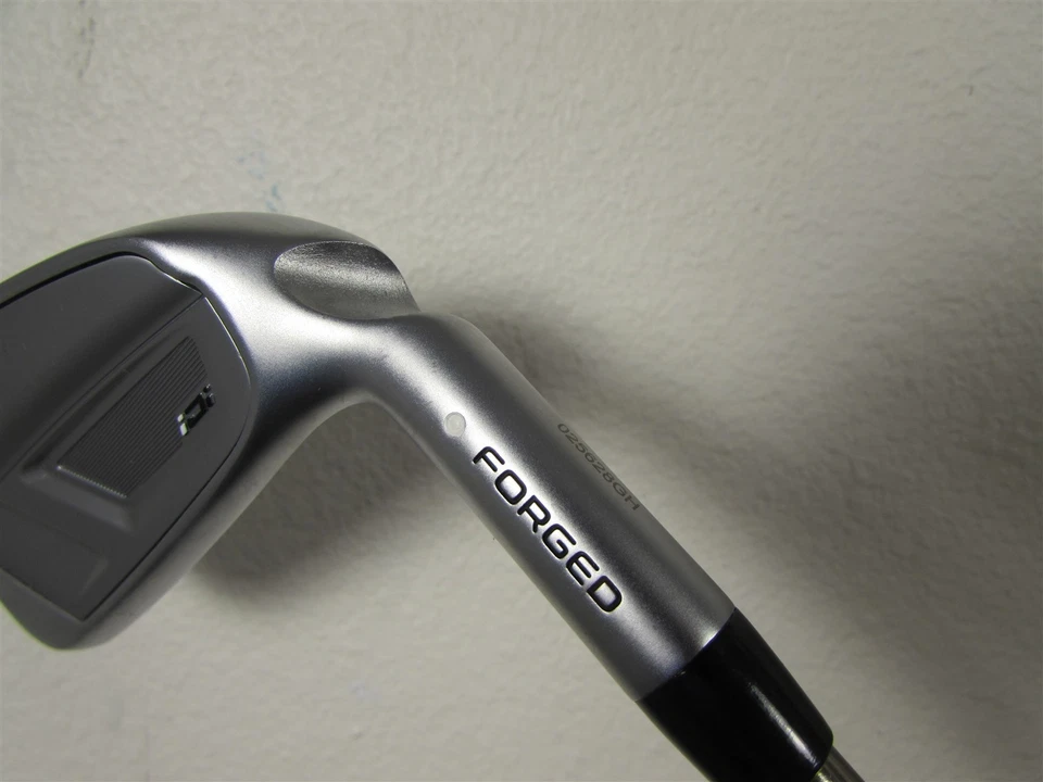 PING Golf iDi Crossover 17* 2 Iron White Dot Regular Flex TOUR 2.0 Chrome Shaft - Image 3 of 4