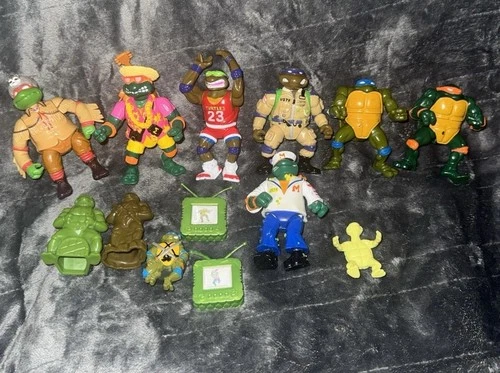 Vintage And Rare, 1980’s to 1990’s Teenage Mutant Ninja Turtles action figures