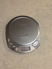 Sony Walkman D-F20 ESP MAX FM/AM Radio CD Player Silver with Preset Tested 