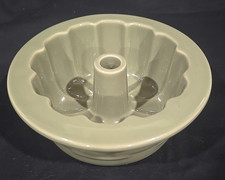 Longaberger Pottery Single 6 Inch Bundt Pan Mold Sage Green - Preowned