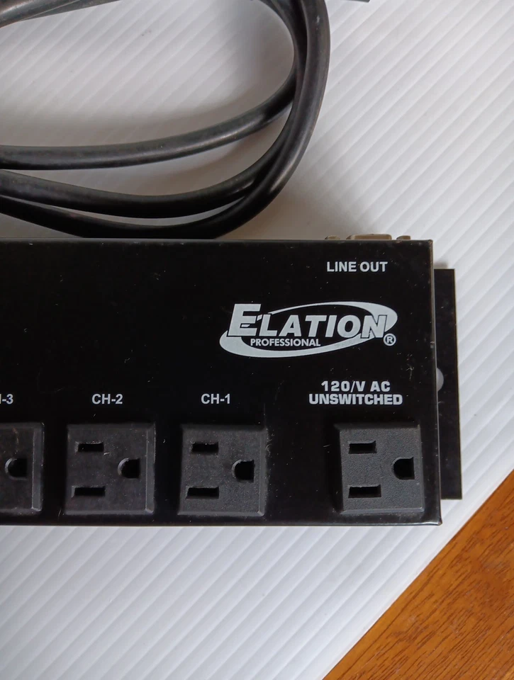Elation Professional 8 Channel Relay Pack for SC-8 System Side Mounts WORKS - Image 3 of 4