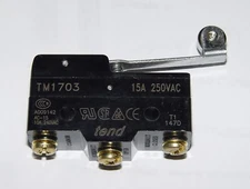 New Micro Switch, 15 amp, 250 Volt AC, roller, N.O. and N.C. contacts