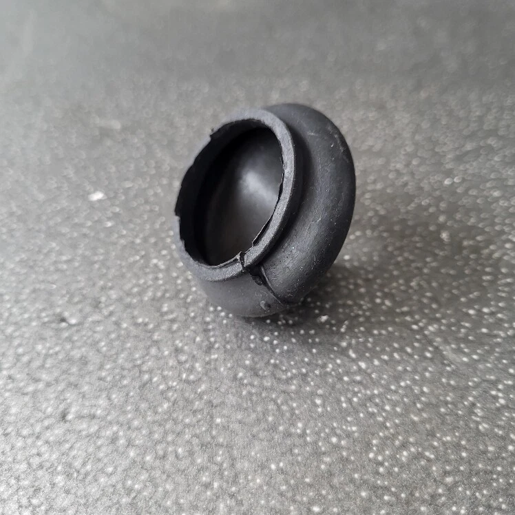 Manschette Trabant 601 Wartburg Gummimanschette Staubmanschette Spurstangenkopf - Bild 2 von 3