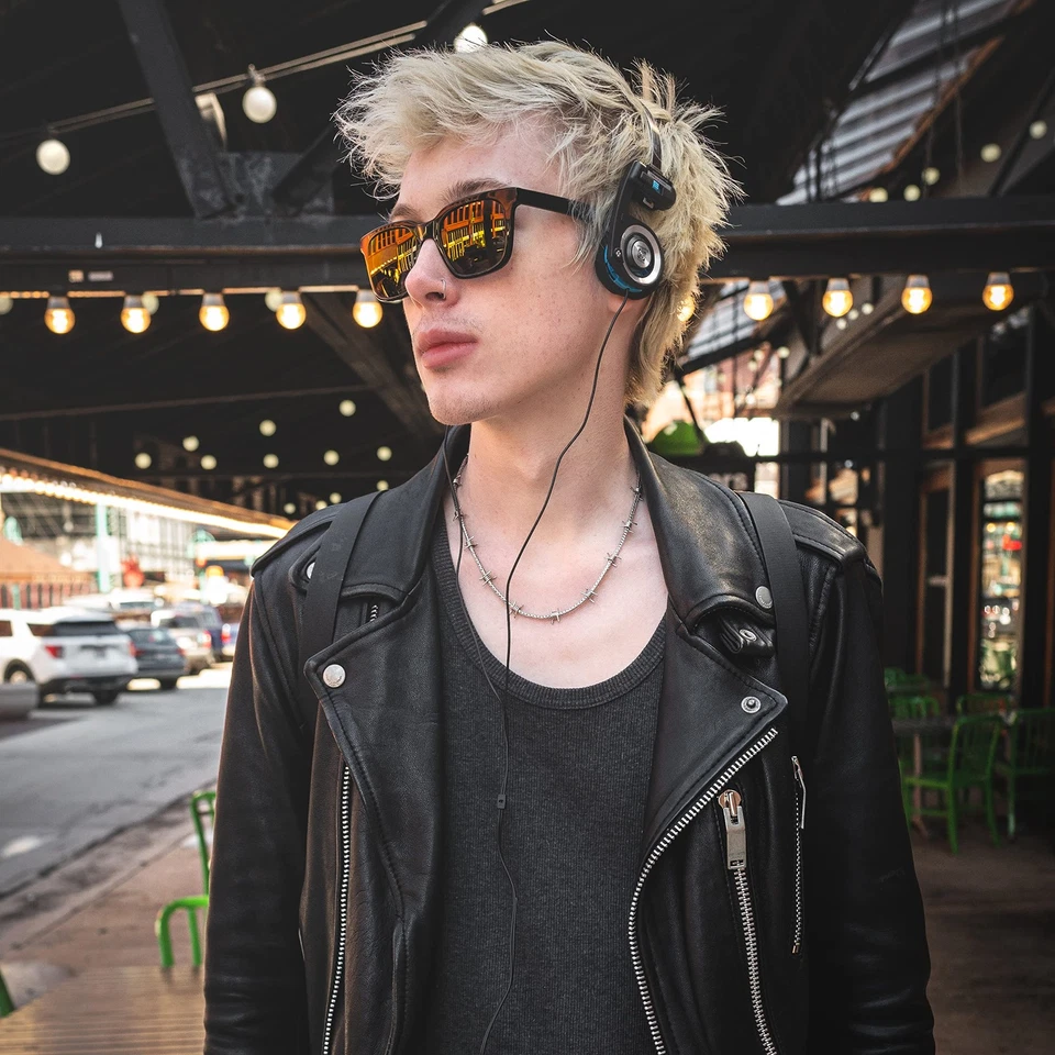 Auriculares intrauditivos clásicos Porta Pro, estilo retro, enchufe con cable de 3,5 mm, duraderos,... Foto 4 de 4