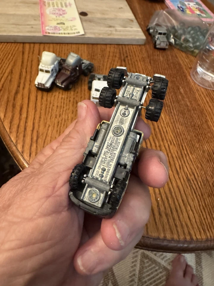 4) Camión semirremolque vintage 1987 Road Champs Pepsi escala 1/43 Kenworth T600A Foto 4 de 4