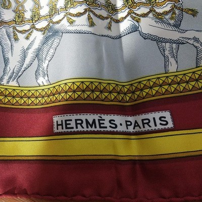 HERMES Carre 90 GRAND APPARET 100% Silk Scarf Red X Gold X Blue X