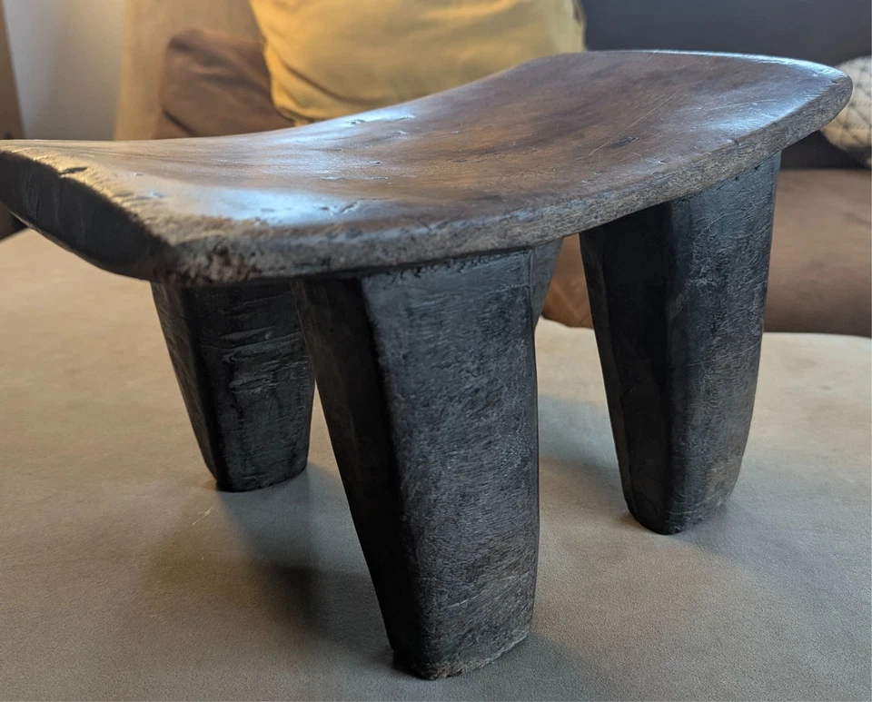 Tabouret africain três ancien, rare, très belle patine. - Photo 3/4