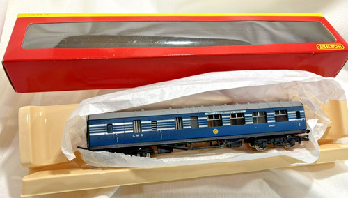 Hornby Spurweite OO R.4128 LMS 1. Klasse gebremster Reisebus "Coronation Scot" Lackierung #9 | Condition: New