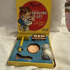 Merry MFG Co. 1955 My Merry Shaving Set Just Like Dads - Falta cepillo de afeitar