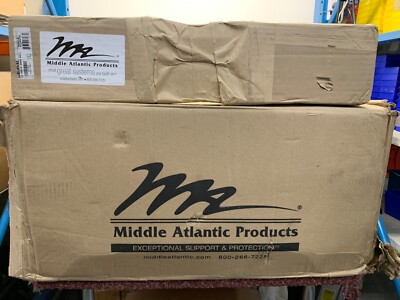 Middle Atlantic BXSRSRX4TB2 (SRSR X Top/Bottom) with BXSRSR12R2 (12SP SRSR Rail)