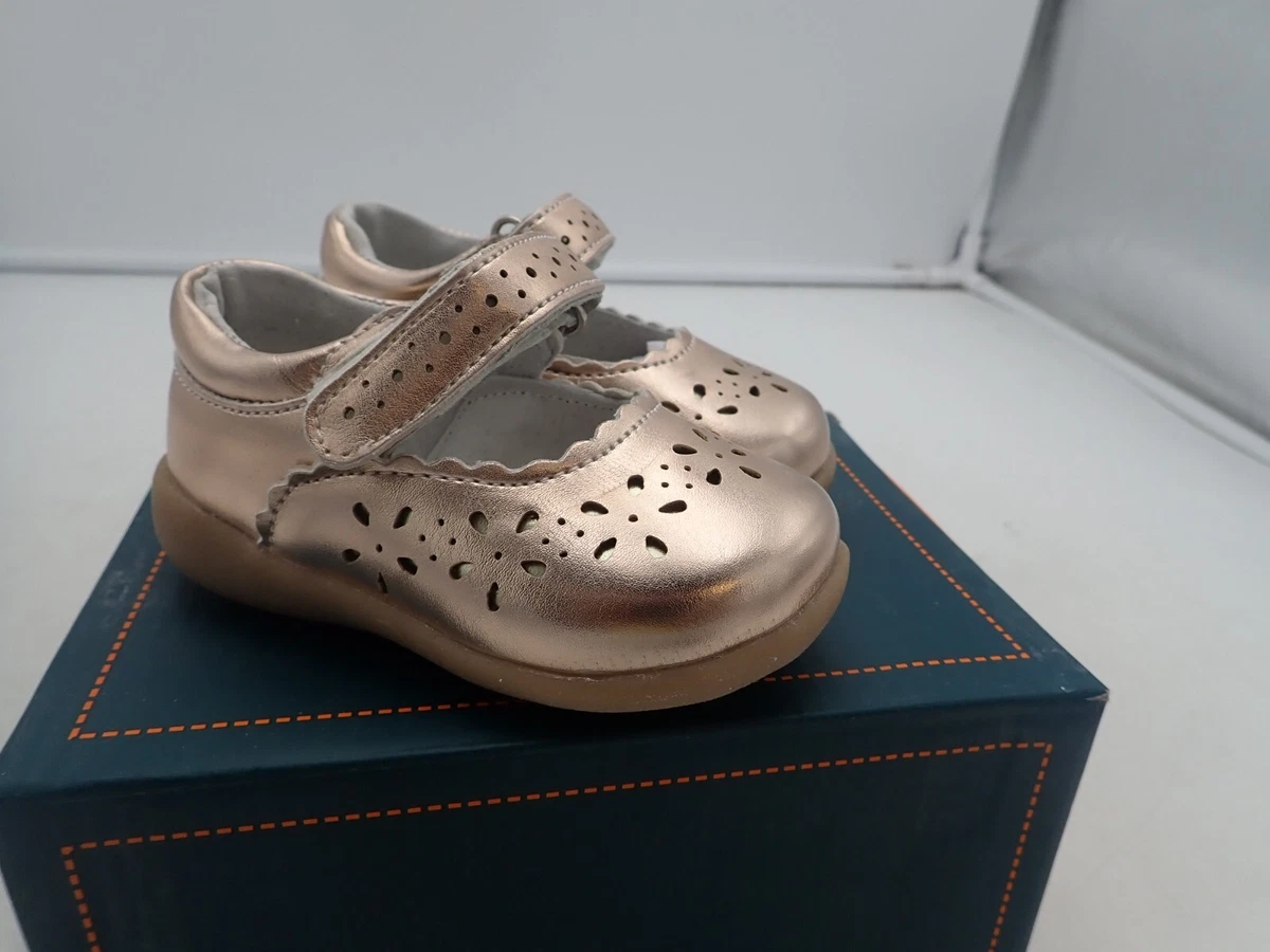 Chulis footwear clearance
