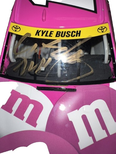 2008 Kyle Busch Snickers Atlanta Race Win Autographed 1/24 | eBay