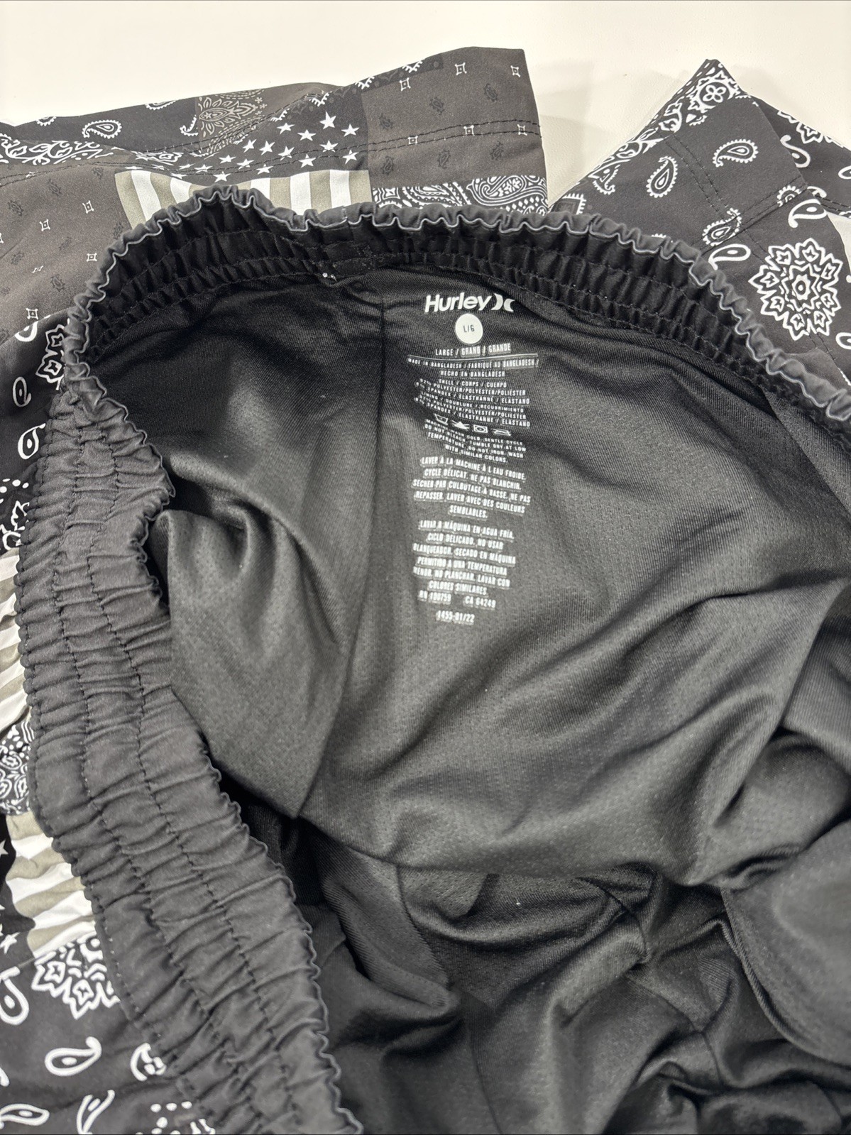 Hurley Size Large Swimming Trunks Patchwork Patte… - image 8