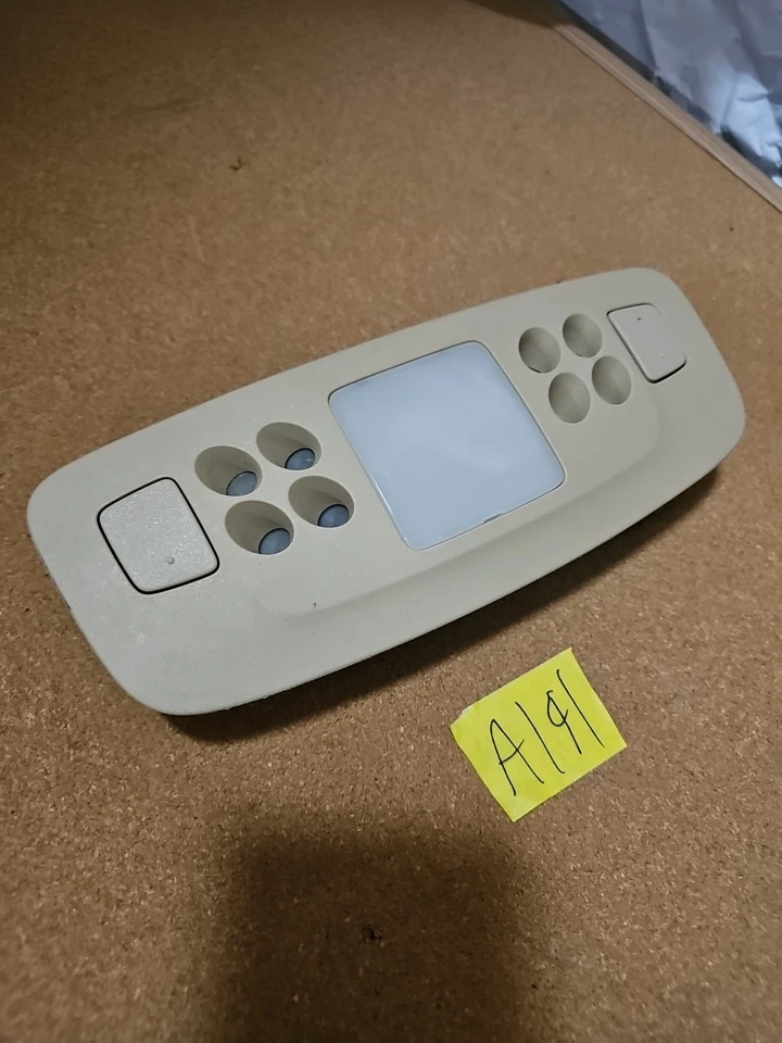 06-10 LEXUS IS250 IS350 TETO TRASEIRO INTERIOR CÚPULA LUZ FABRICANTE DE EQUIPAMENTO ORIGINAL - Imagem 2 de 4