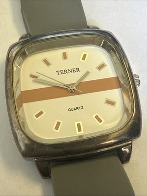 VINTAGE BEJOUX TERNER QUARTZ WATCH - GREY RUBBER BAND - NEW BATTERY