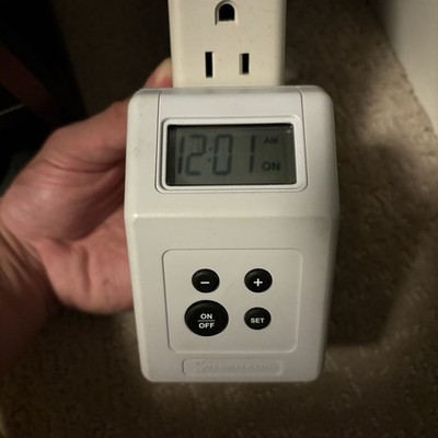 Intermatic Programmable Digital Timer 2 On / Off Settings DT121C Tested Working