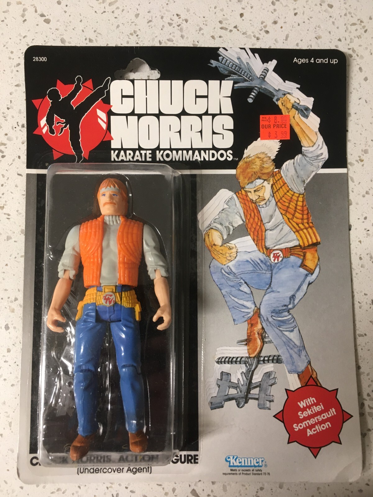 Chuck Norris Undercover Agent Figure Karate Kommandos 1986 Kenner - New on Card
