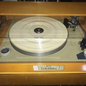neat turntable