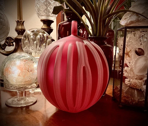Gorgeous Gallery Art Glass Piece Red And White Balloon Vase Artist Shahid Khan