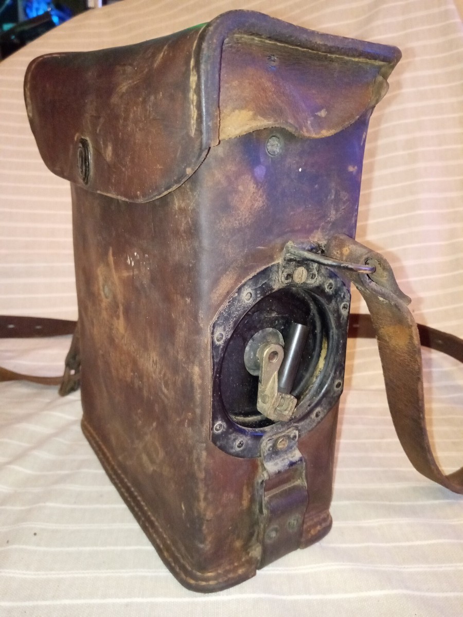 Vintage WW2 Signal Corps U.S. ARMY Field Telephones EE-8-B Vintage WW2 Signal Corps U.S. ARMY Field Telephones EE-8-B