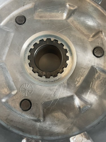 1984 HONDA XL 600R CLUTCH BASKET HUB 84 XL600 600R - Picture 6 of 6